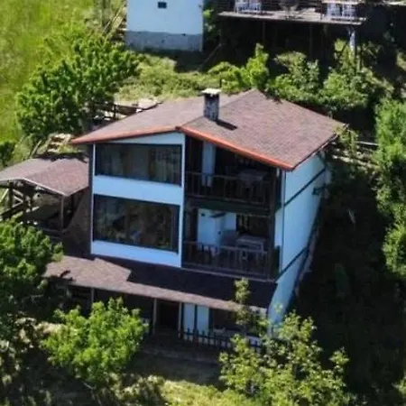 александрова 2 Holiday home